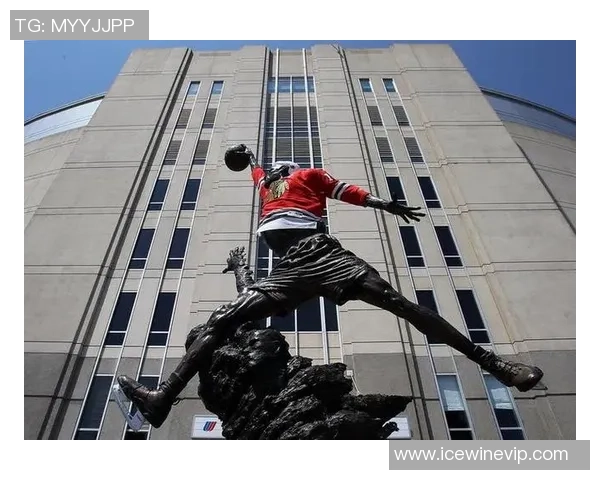 全球足球巨星雕像分布地图 各地纪念传奇球员的艺术象征